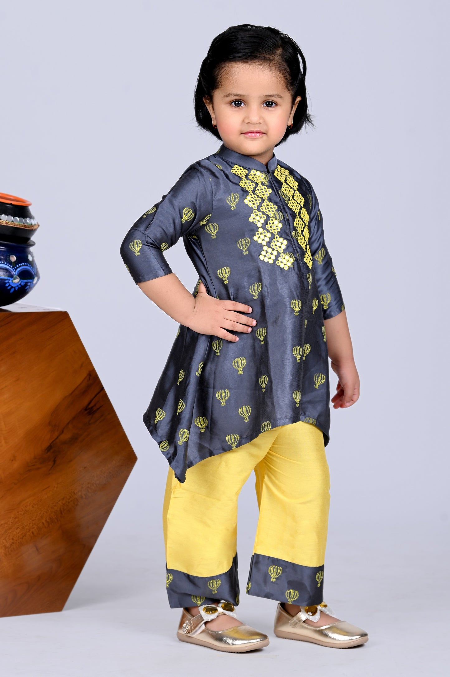 Grey Balloon Printed Assytrimical Kurti With Pant Set