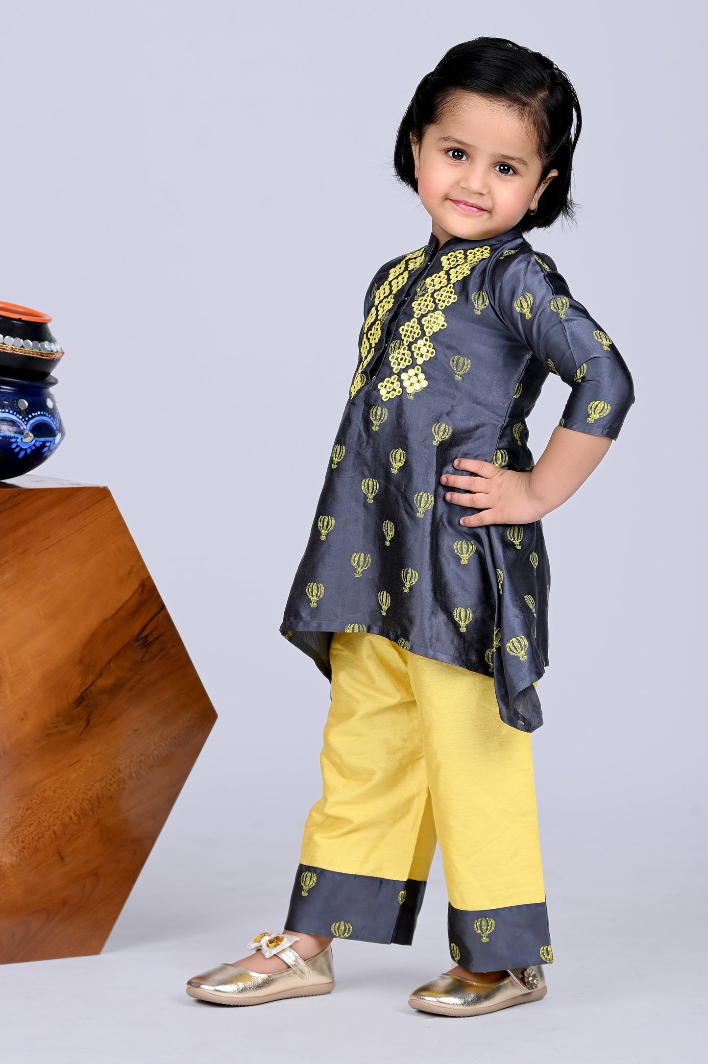 Grey Balloon Printed Assytrimical Kurti With Pant Set