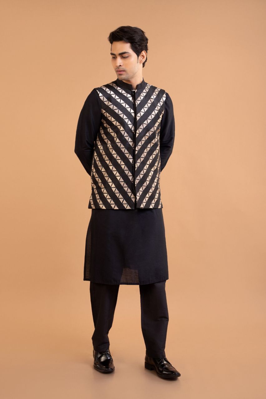 Black Kurta With Heavy Zari Embroidered Bundi Pajama Set