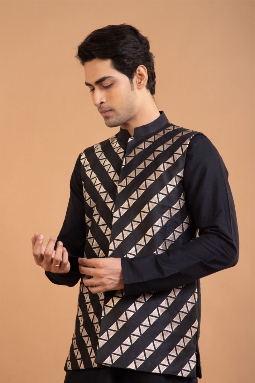 Black Kurta With Heavy Zari Embroidered Bundi Pajama Set