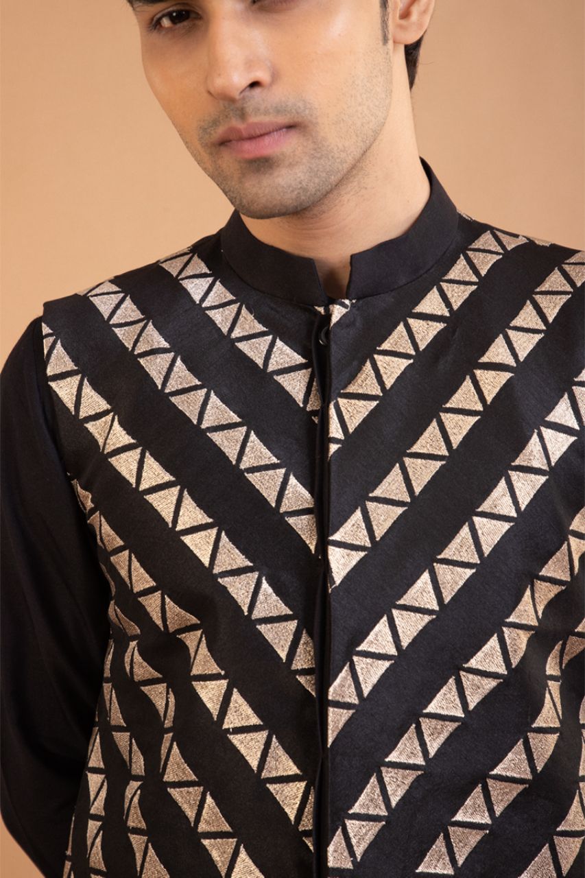 Black Kurta With Heavy Zari Embroidered Bundi Pajama Set