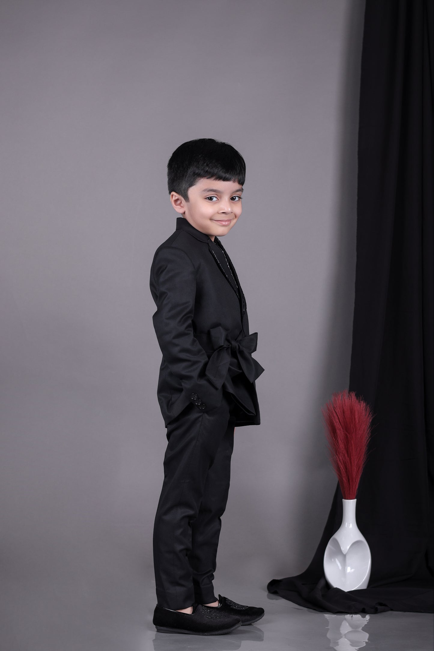 Black Knot Side Blazer With Hand Embroidered With Pant Set