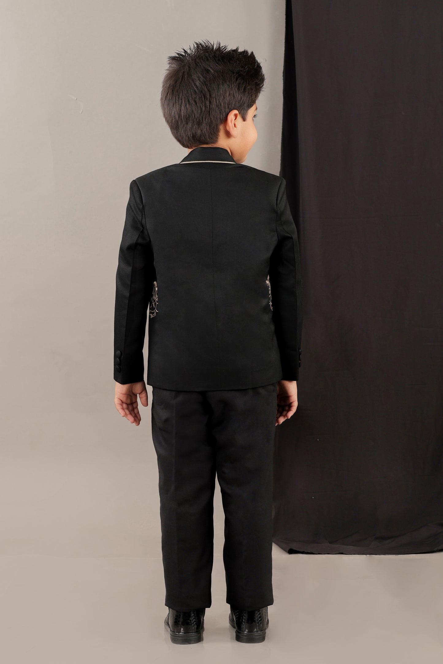 Black Horse Embroidery Blazer With Pant Set