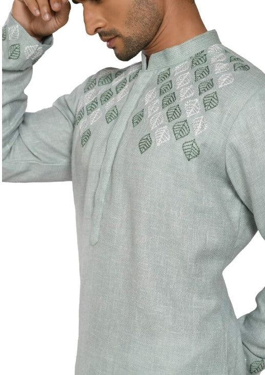 Kurta With Leaf Embroidery On The Yoke And Hand With Chhuridar