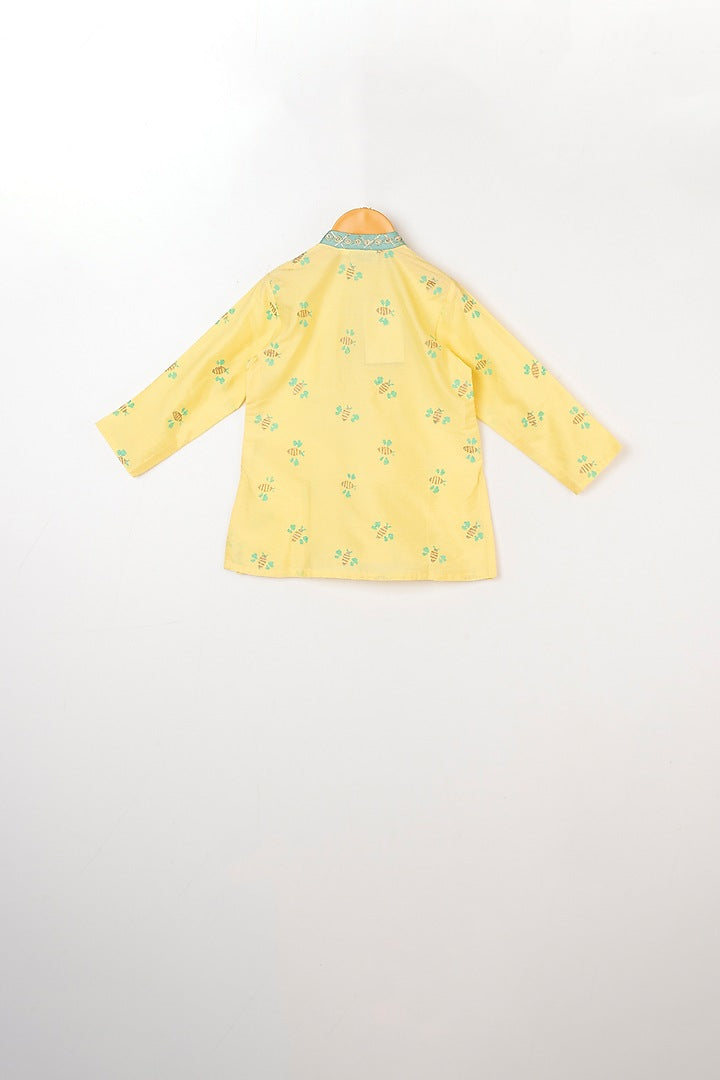 Honey Bee Printed Yellow Kurta With Foil Print Aysmatrical Aqua Blue Jacket Set