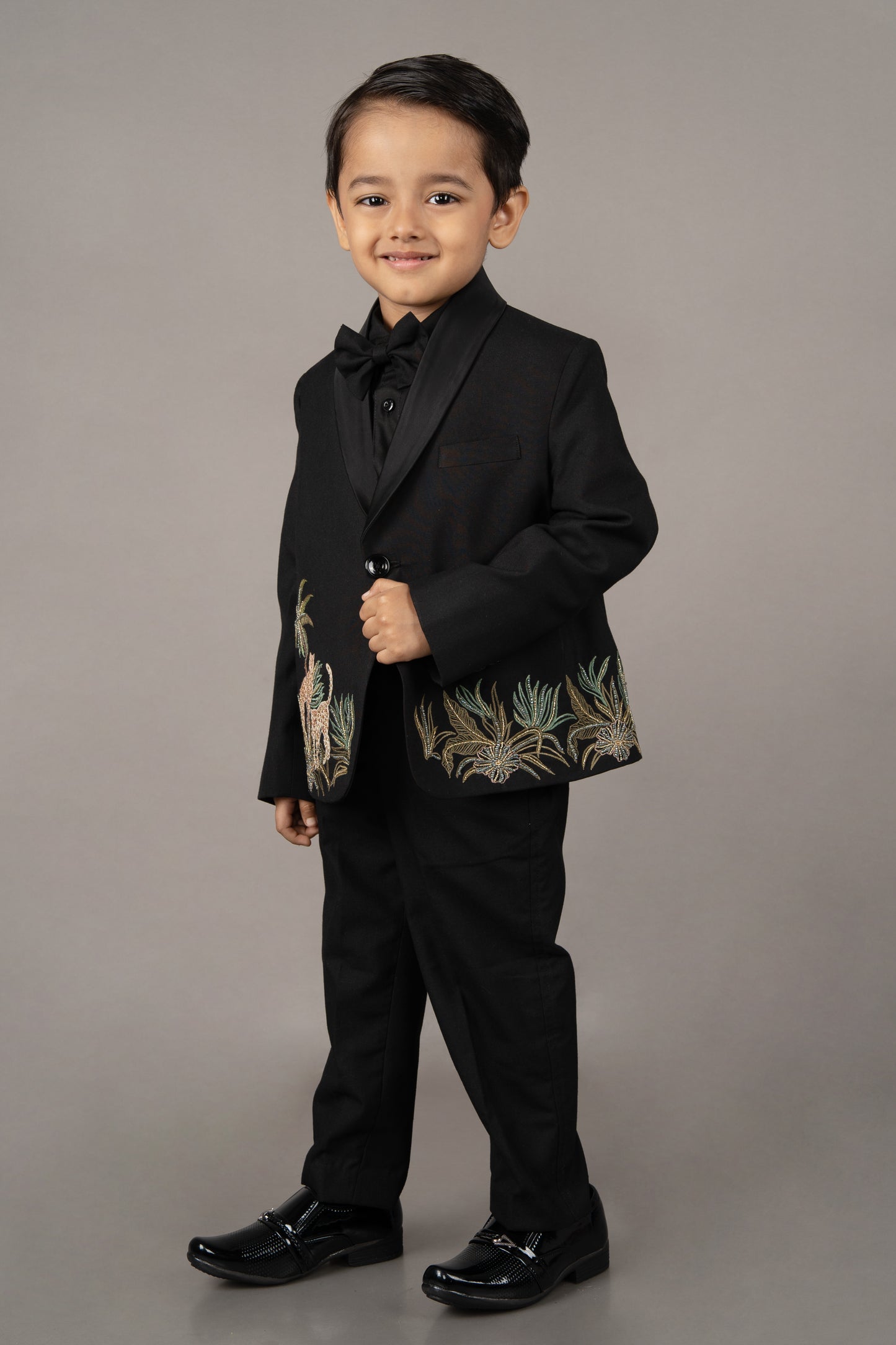 Black Tuxedo With Cheata Embroidery/shirt Pant With Bow Tie Set