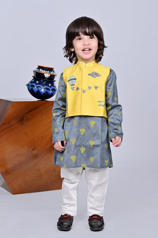 Grey Balloon Printed Kurta With Embroidered Jacket Churidar Set