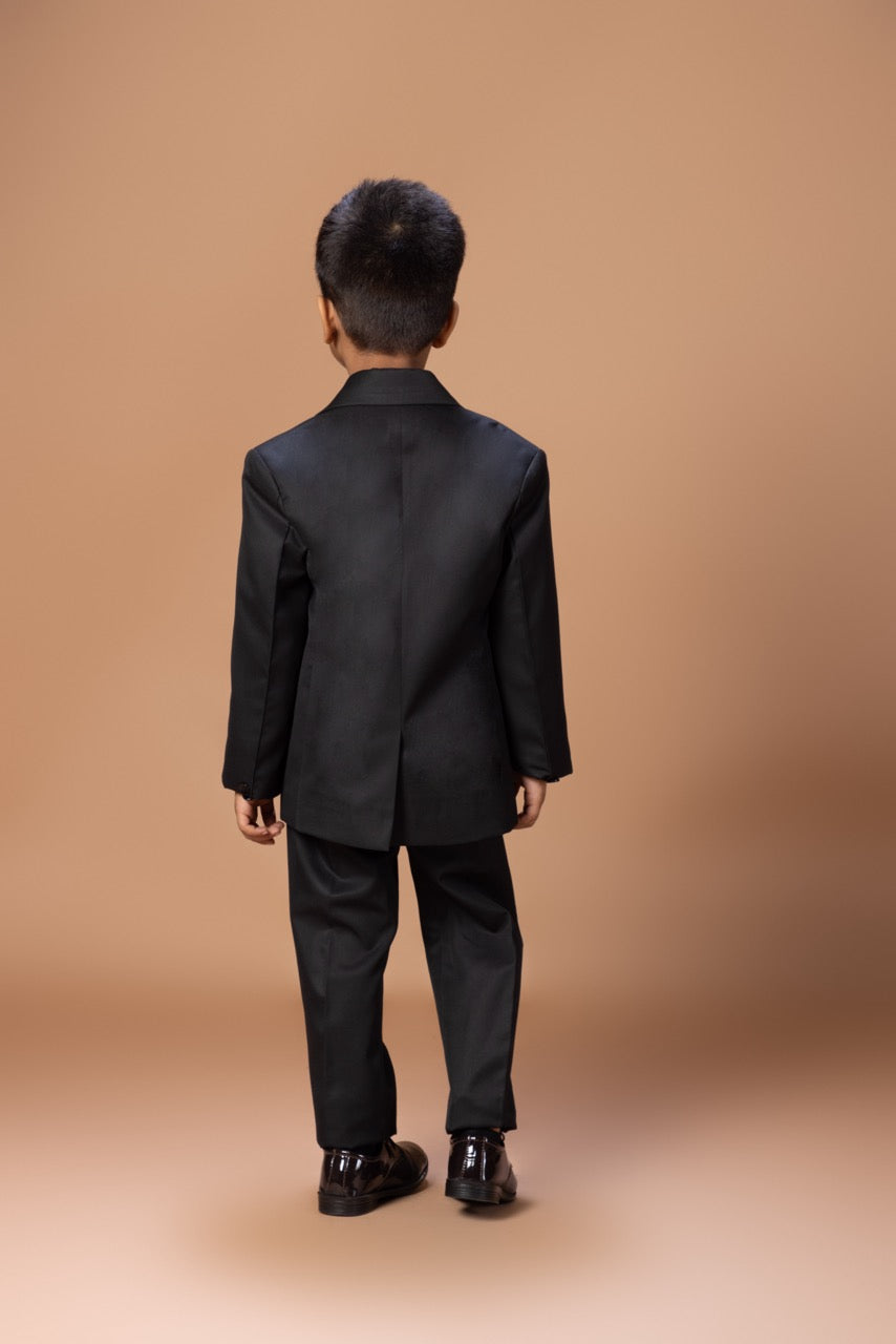 Black Tuxedo With Rose/Bird/Flower Colorful Hand Embroidery With Shirt Pant With Bow Tie Set