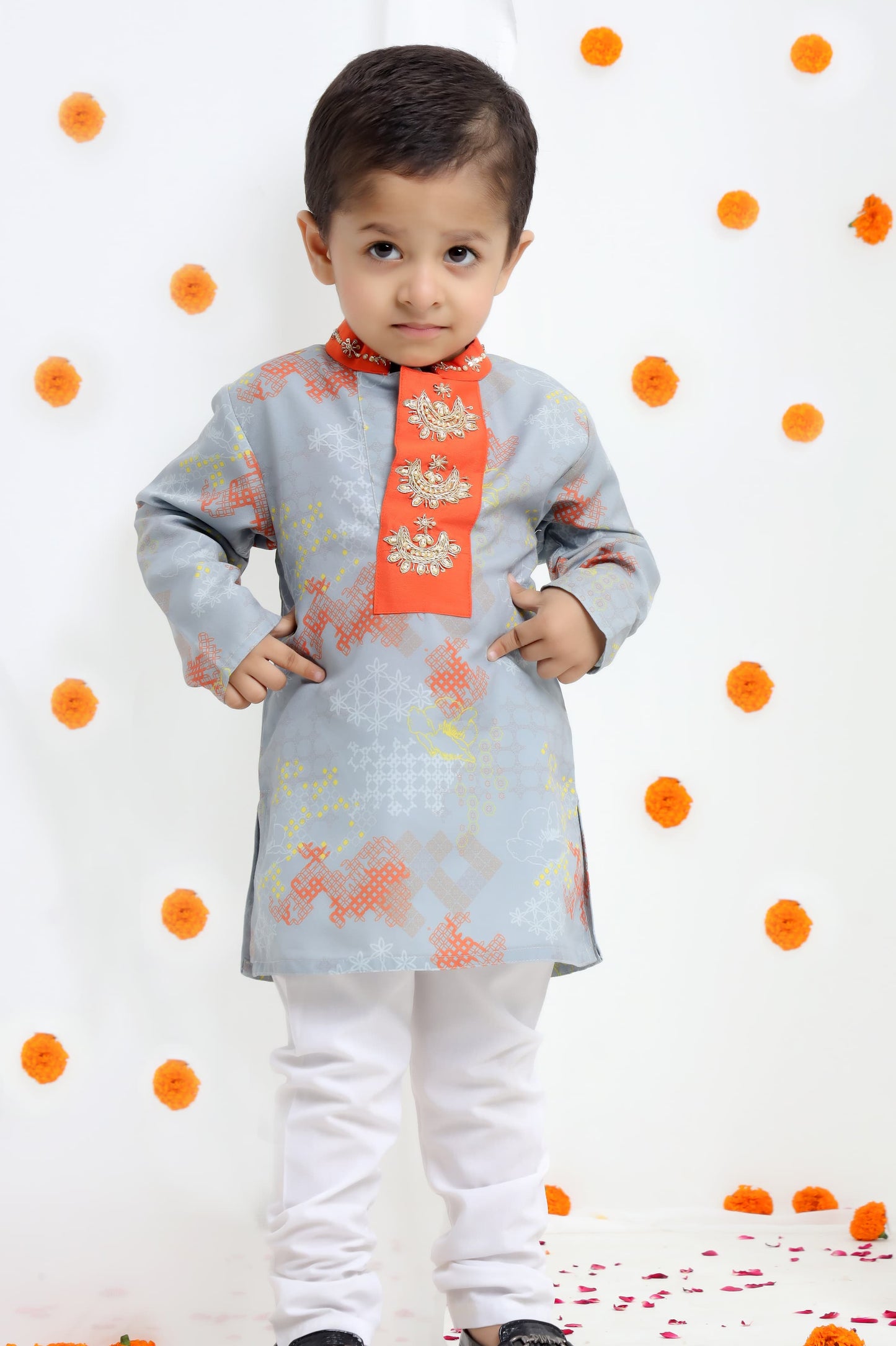 Grey Geometrical Printed Hand Embroidery Kurta With Pajama Set