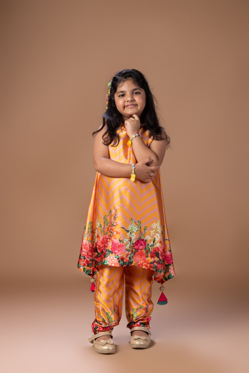 Orange Zigzig Flower Printed Kurti Top With Pant Set