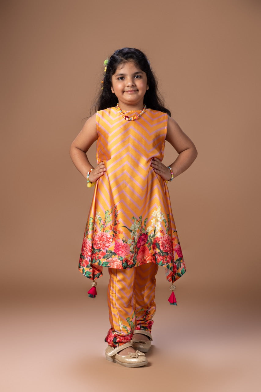 Orange Zigzig Flower Printed Kurti Top With Pant Set