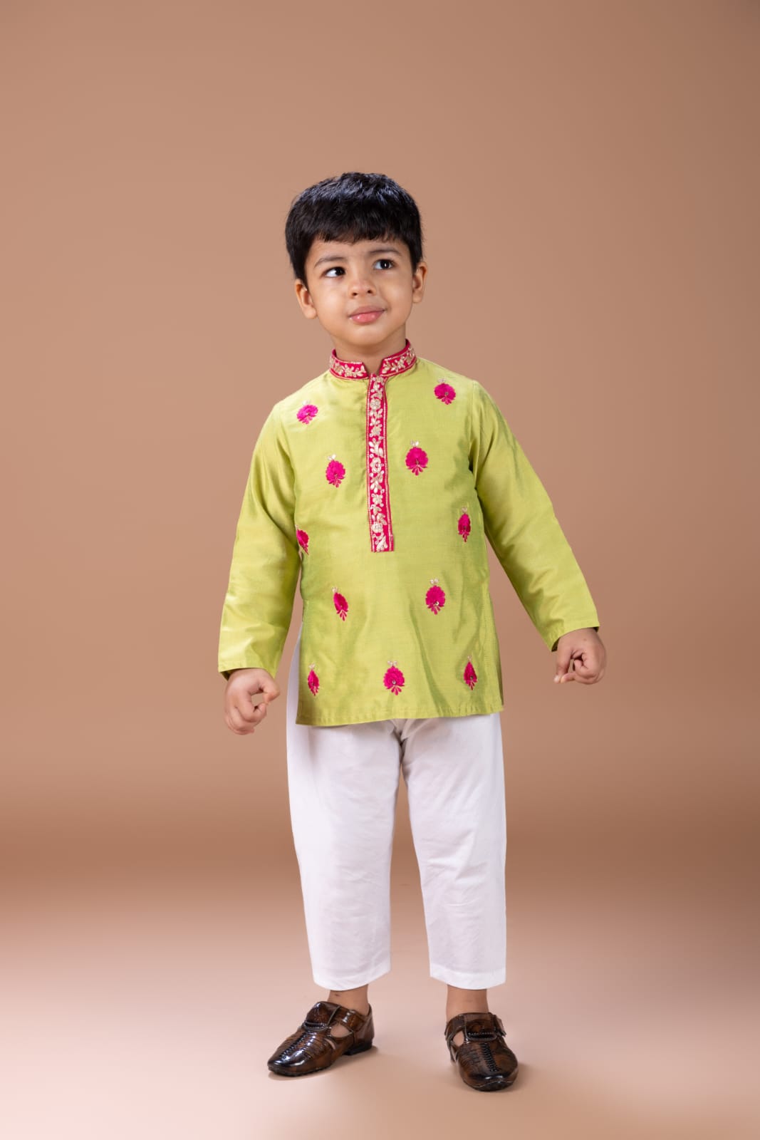Parrot Green Kurta Thread And Zari Embroidery Kurta With Pajama Set