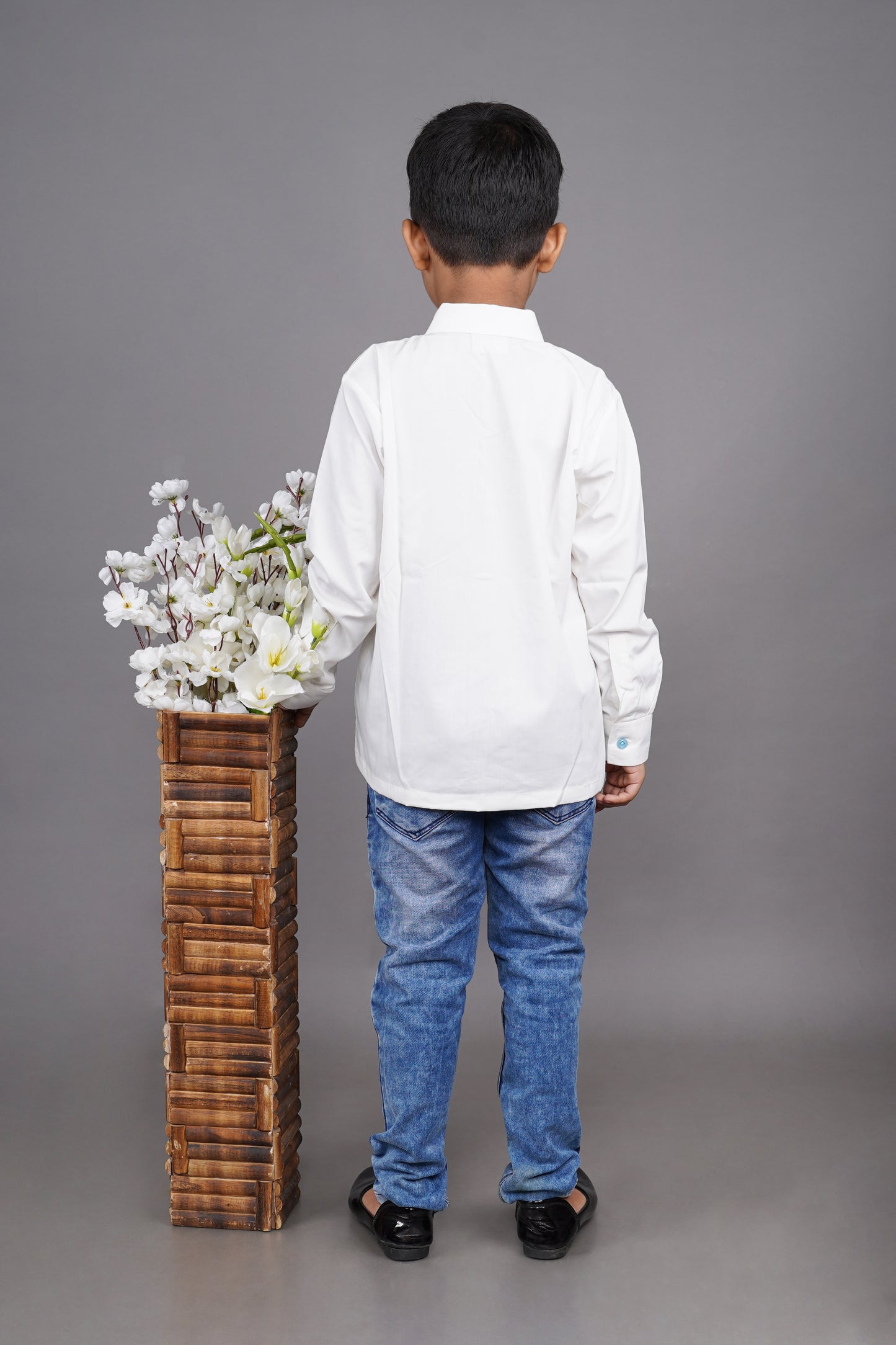 Giant Wheel Embroidery White/blue Full Shirt