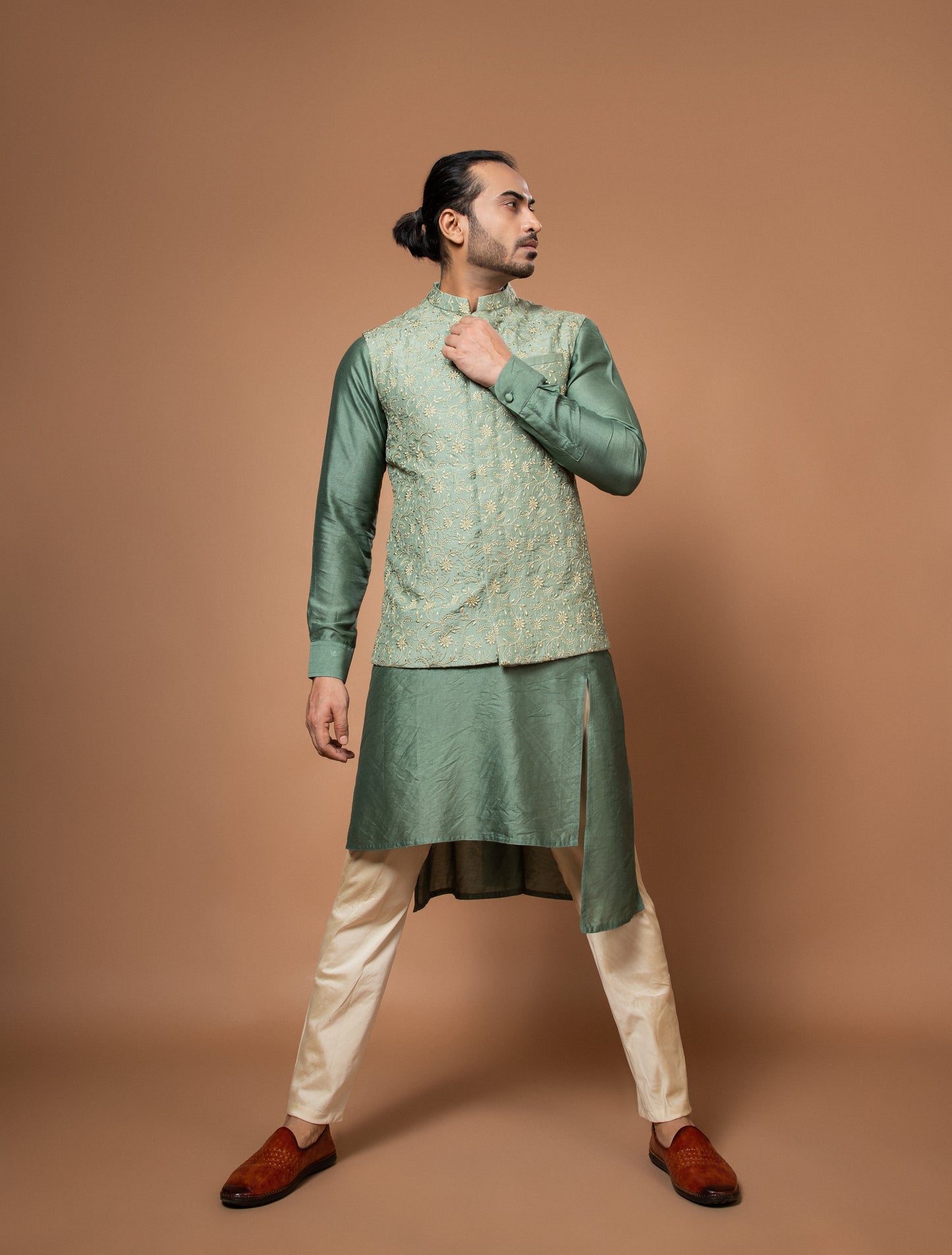 Olive Green Drape Stylish Kurta With Heavy Thread Embroidery Bundi Pajamna Set