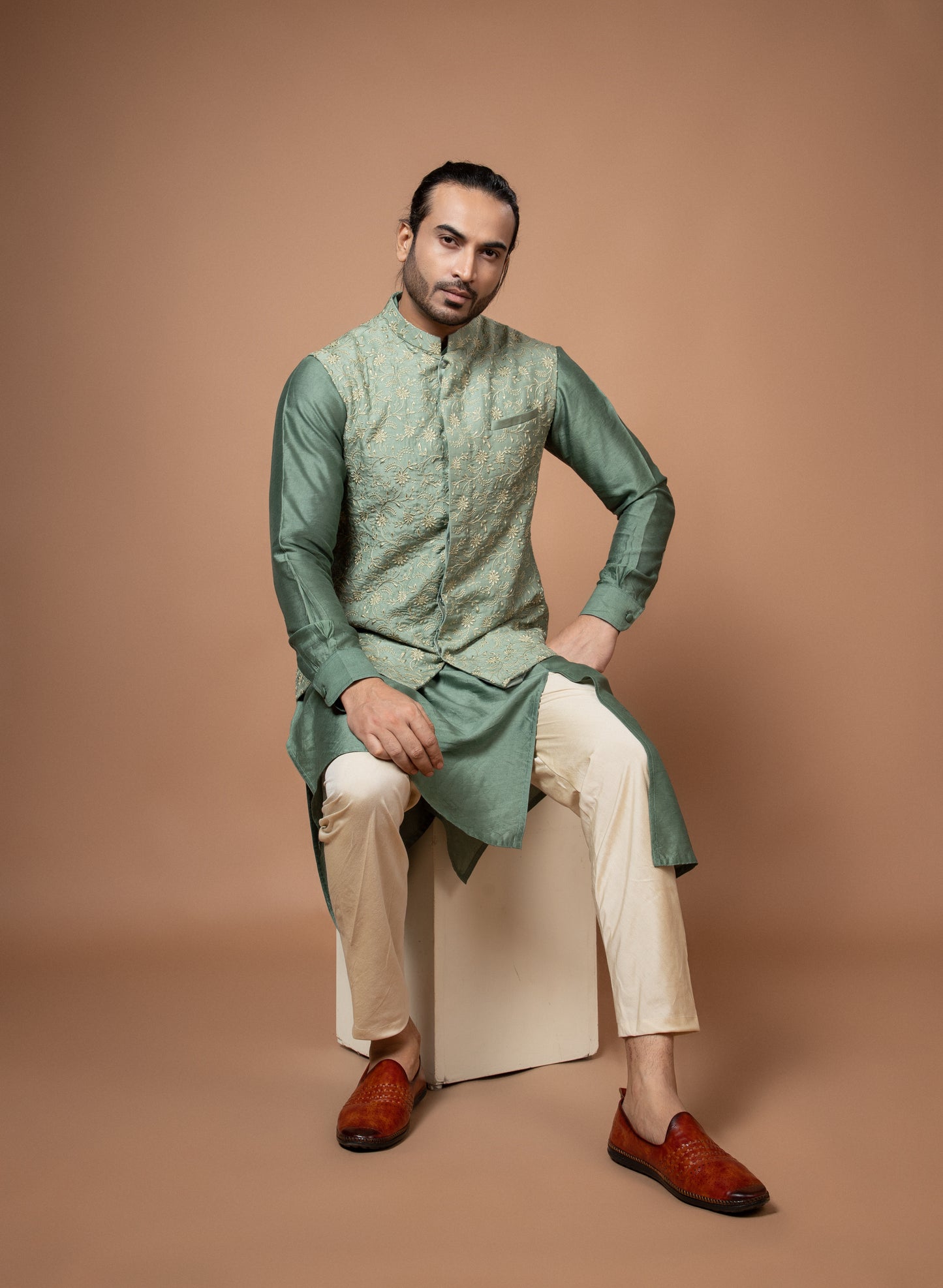 Olive Green Drape Stylish Kurta With Heavy Thread Embroidery Bundi Pajamna Set