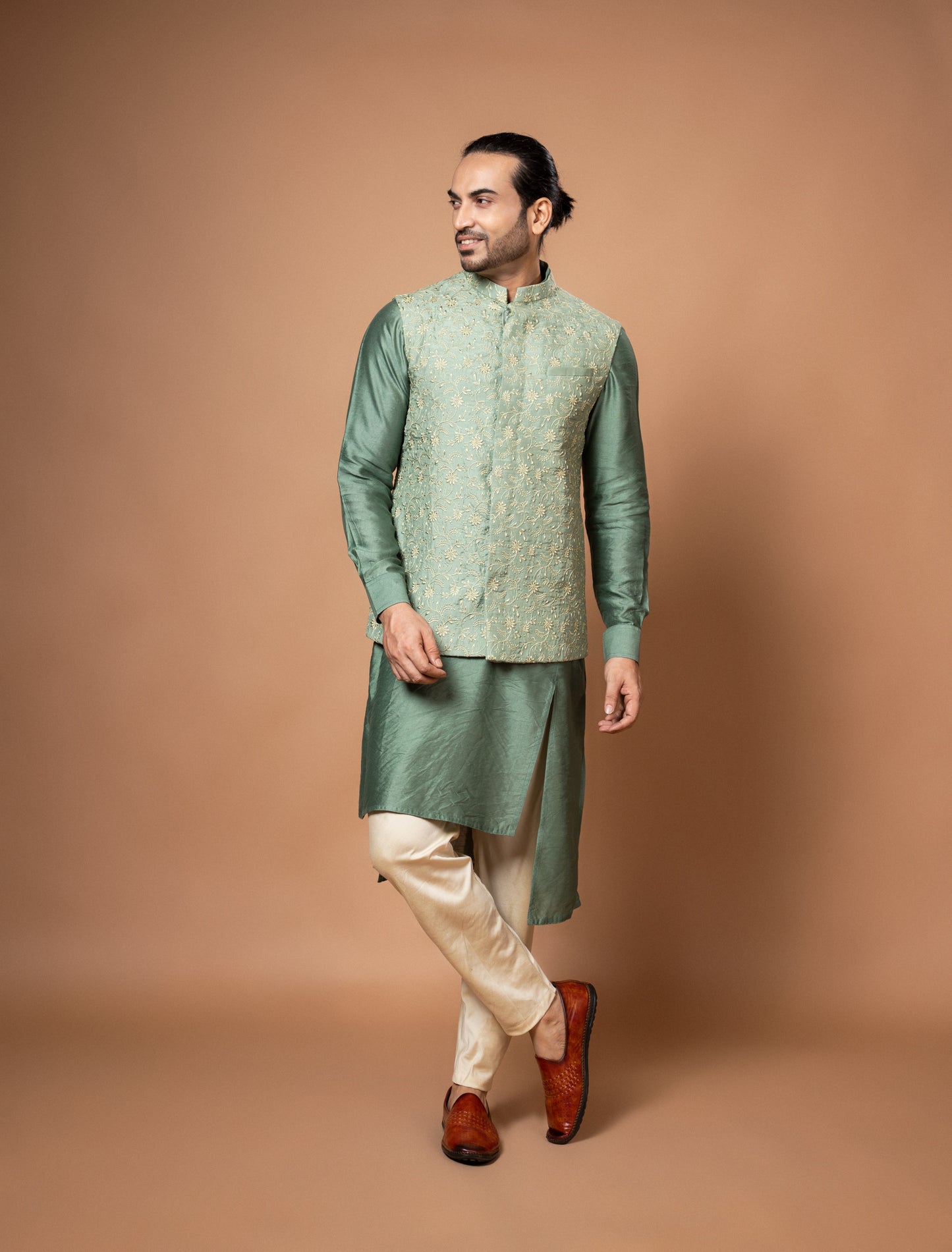 Olive Green Drape Stylish Kurta With Heavy Thread Embroidery Bundi Pajamna Set