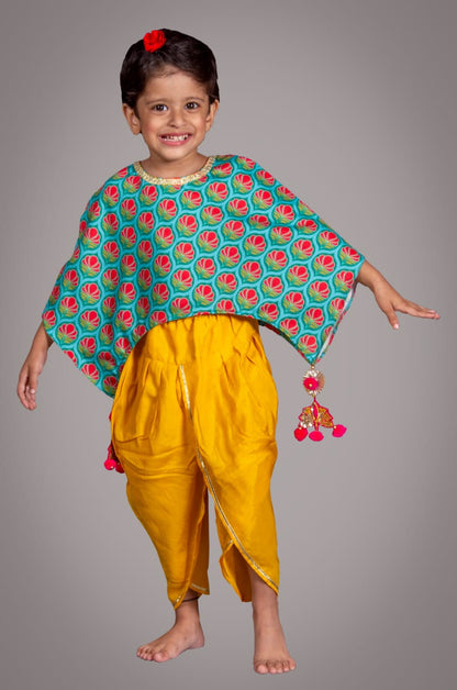 Printed Flower Ponchu With Dhoti Pant